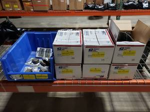 lot 120 image: Large Lot of Misc DSG Arms Mag Carriers.  Includes Everything Pictured. Approx 100 Total