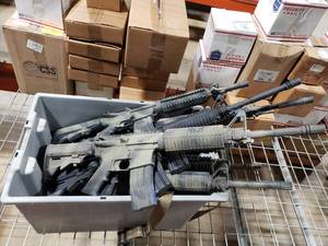 lot 138 image: Lot of 8 Rings Gun Molds AR15 Molds