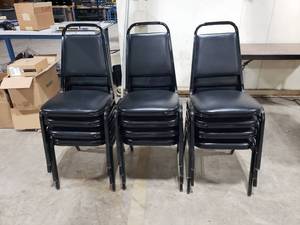 lot 101 image: Lot of 12 Stacking Chairs