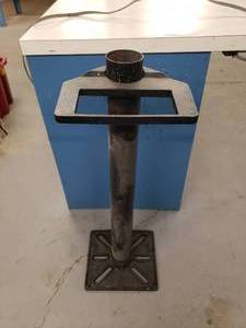 lot 220 image: Metal Shop Tool Stand
