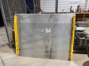lot 263 image: Vestil Aluminum Dock Board Steel Curb