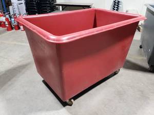 lot 486 image: Uline Red 20 Bushel (25 Cu Ft) Poly BoxBasket Truck
