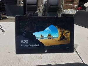 lot 522 image: Microsoft Surface Tablet w Padded Storage Bag