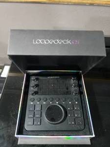 lot 562 image: Loupedeck CT Editing Console