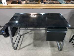 lot 565 image: Black Glass Top Office Desk w Cabinet