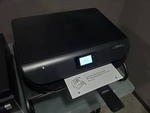 lot 574 image: HP Envy 4512 All-in-one Printer.  Test page printed.