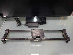 lot 586 image: Duzi Cinevate 24 Camera Slider