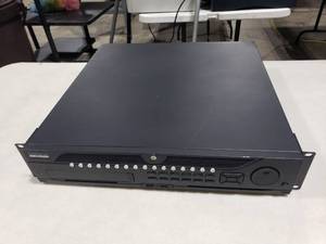 lot 532 image: Hikvision DS-9632NI-I8 Netwrk Video Recorder