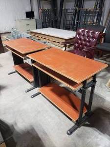 lot 659 image: Lot of 2 Adjustable Height Cumputer Desks