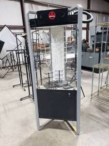 lot 679 image: Nice Lighted Retail Display Case w Hanging Displays & Locking Lower Cabinet