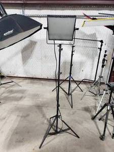 lot 688 image: Bowens Limelite Mosaic Daylight LED Panel w Anton Bauer Battery Plate & Tripod
