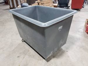 lot 707 image: Uline Gray 20Bushel (25 Cu Ft) Poly BoxBasket Truck