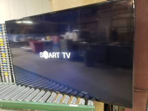 lot 717 image: Samsung 60 UN60F6300AF Full HD Smart TV w Remote