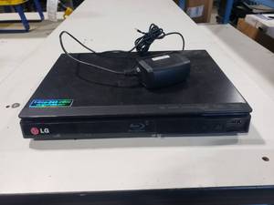 lot 728 image: LG BP330 Blu-Ray DiscDVD Player w Remote