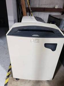 lot 768 image: Fellowes Powershred C-380C Commercial Paper Shredder