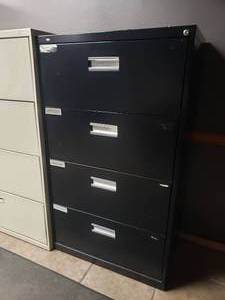 lot 793 image: Hon Black 4 Drawer Lateral File Cabinet