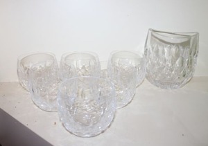 lot 45 image: Crystal glasses and vase.  Looks like lead crystal, no markings