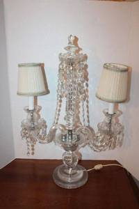 lot 25 image: Crystal table lamp - electric, 22 tall x 16 wide (missing a few dangles as shown)