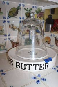 lot 126 image: Pure Butter ceramic dish with glass dome - 13 tall