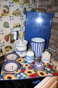 lot 161 image: Kitchen items blue metal serving tray, Butter Bell Crock and more