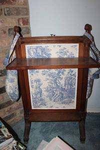 lot 389 image: Antique fireplace screen with shelf and matching stockings