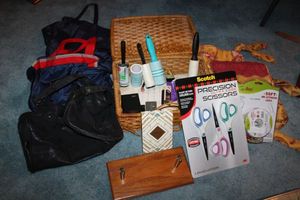 lot 440 image: Basket with lint rollers, Scissors set, fabric and small bags