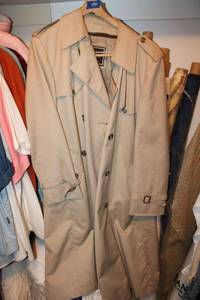 lot 460 image: Christian Dior lined coat 42R