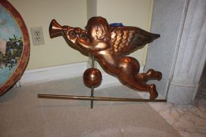 lot 290 image: Vintage copper cherub weathervane - 20x29