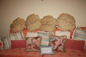 lot 310 image: Decorative Pillows
