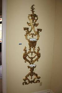 lot 313 image: home dcor gold wall hanging with cherubs