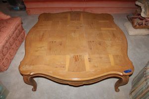 lot 315 image: Solid wood coffee table - very heavy