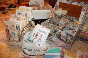 lot 349 image: Vintage sewing patterns and vanity box - includes Barbie patterns, see photos