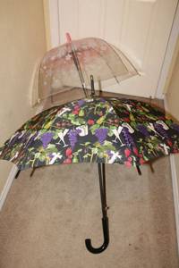 lot 323 image: Umbrellas