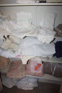 lot 365 image: Misc. bed linens and blankets