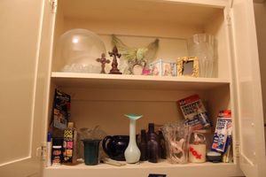 lot 197 image: Misc. household items - mostly vases