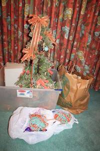 lot 201 image: Mini Christmas tree with orange and teal decorations plus extras