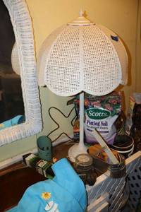 lot 521 image: Table lamp with cane lamp shade