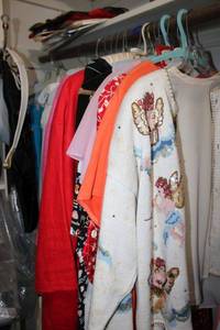 lot 470 image: Womens clothes