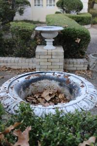 lot 584 image: Pair of cast iron planters