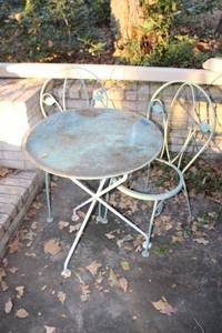 lot 606 image: Patio table and chairs as shown