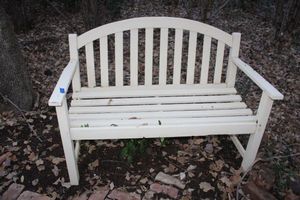 lot 631 image: Garden bench