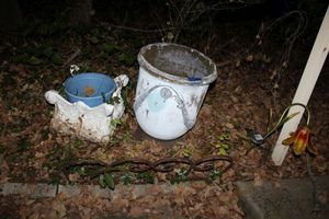 lot 645 image: Plastic planter, heavy square planter, iron path rail