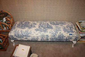 lot 511 image: French country blue and white upholstered bench