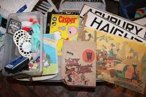 lot 667 image: Vintage comic books and toys - Casper, Little Lotta, Clyde Crashcup, Freddy