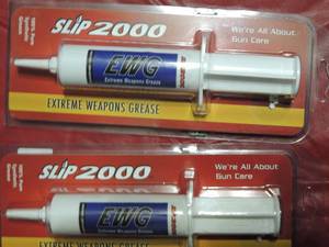 lot 67 image: Skip2000 - Extreme weapons grease qty 2