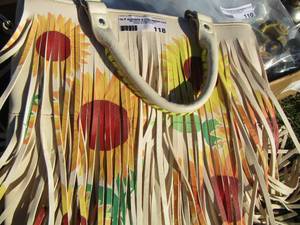 lot 118 image: sunflower womens purse, very good condition