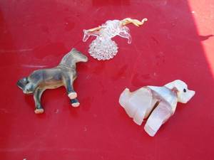 lot 117 image: glass horse- marble dog mini figurines