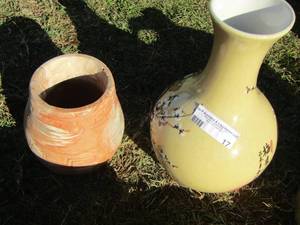 lot 17 image: clay vase- yellow flower painted vase
