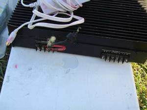 lot 72 image: apple lap top ( unknown working cond�.) amplifier and a pc charger