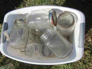 lot 41 image: mason jars of various sizes